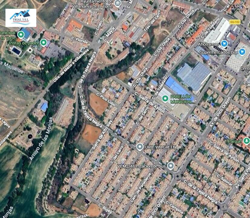 Venta de Casa Adosada en Villanueva de la Torre - Guadalajar - foto 2