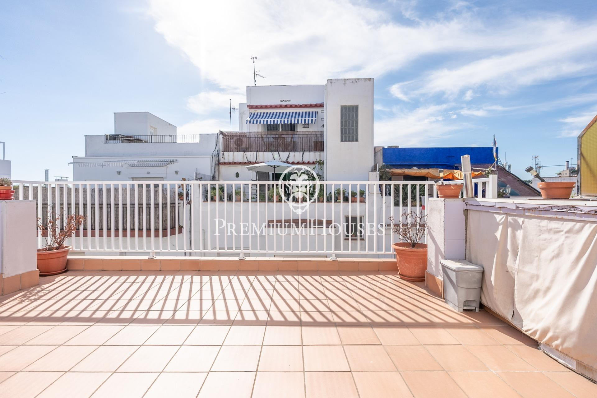 Ático con terraza en Poblesec - foto 3