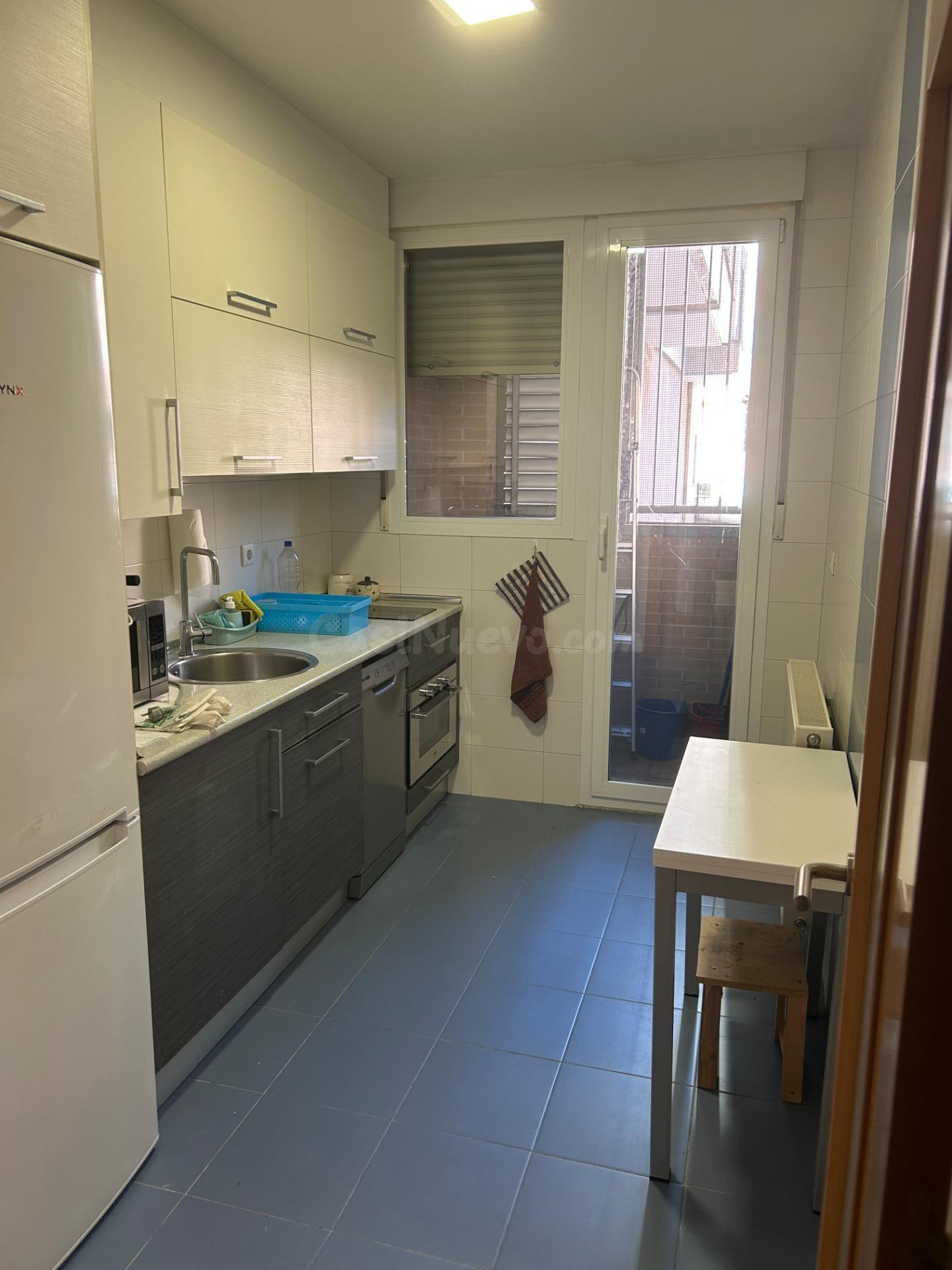 VIVIENDA AMUEBLADA DE 2 habitaciones, 2 BAÑOS Y PLAZA DE GARAJE