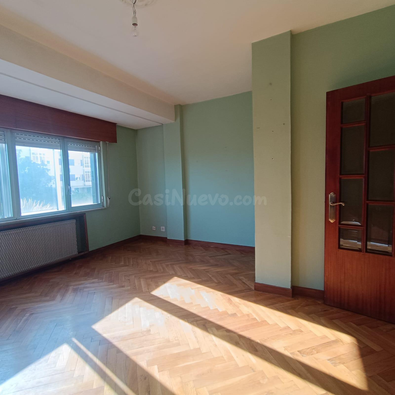 SE VENDE VIVIENDA DE CUATRO DORMITORIOS EXTERIOR!! - foto 4