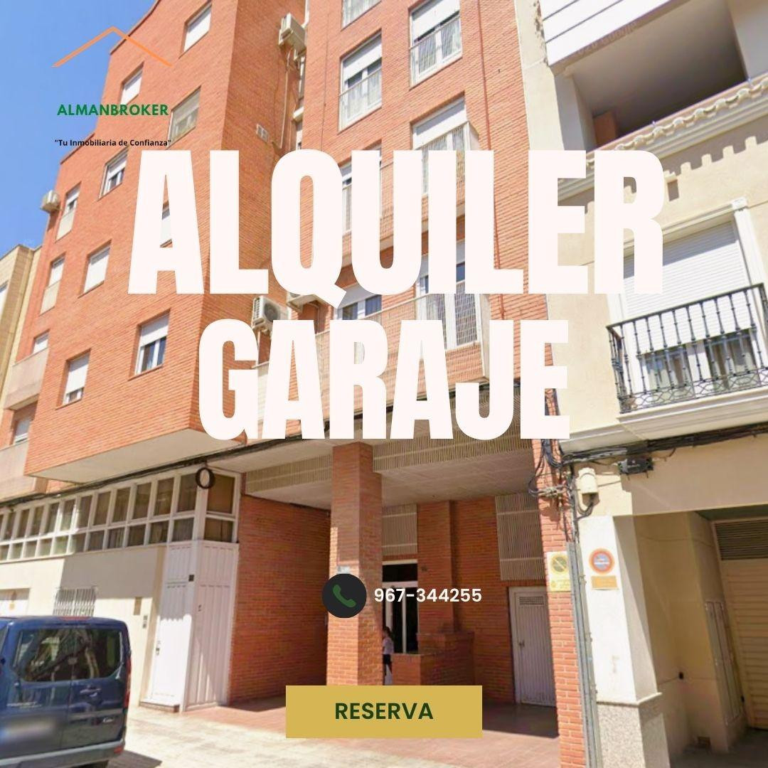 OPORTUNIDAD¡¡¡ Amplio Garaje en ALQUILER O VENTA (2 PLAZAS DE GARAJE JUNTAS) en Zona San Roque, Almansa
