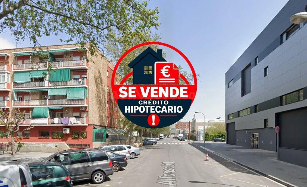 VENTA EN CONDICIONES ESPECIALES-CESIÓN  DE CRÉDITO. ACTIVO SIN POSESIÓN, NO HIPOTECABLE.
