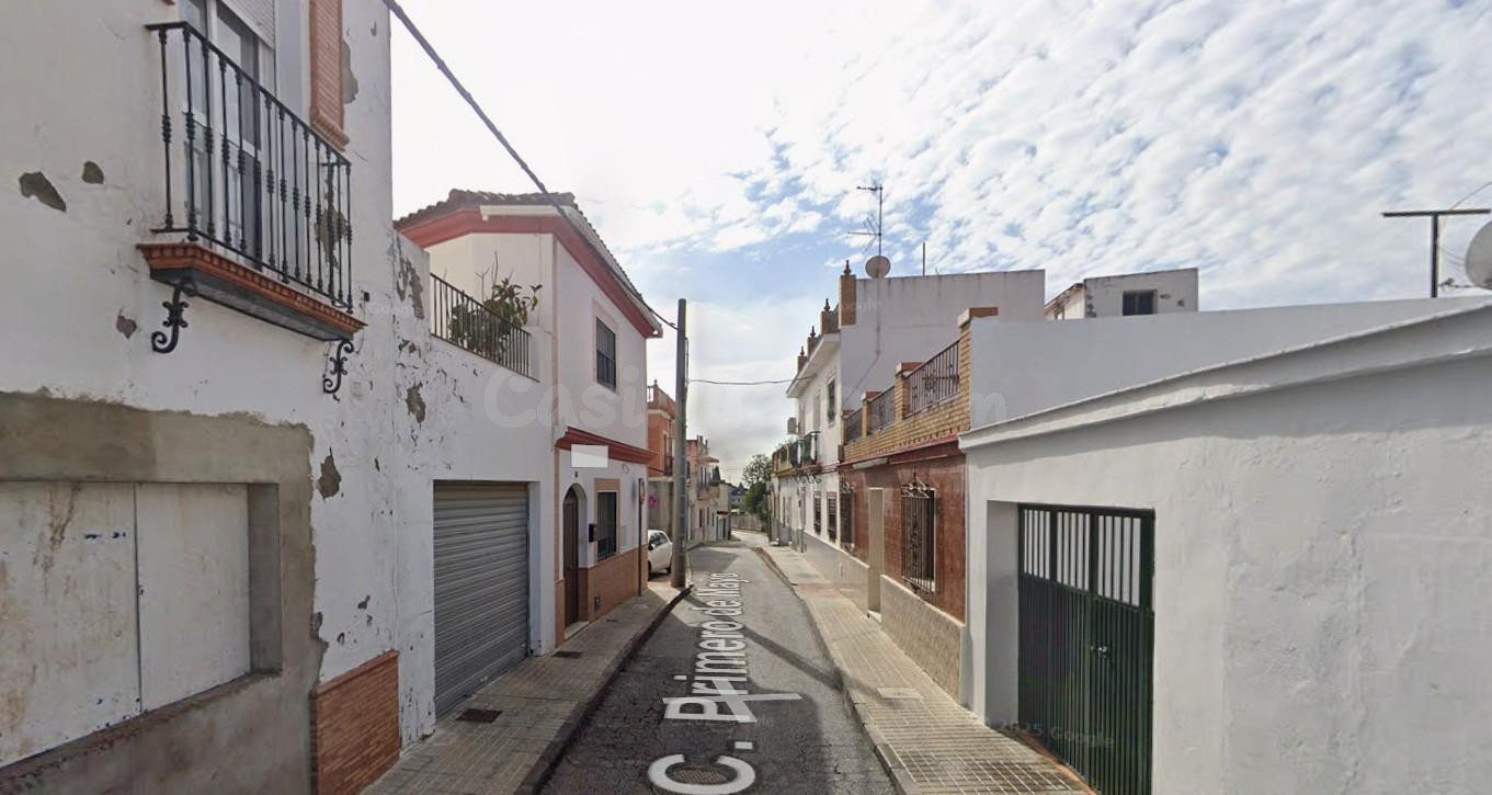 CASA EN VALENCINA DE LA CONCEPCION