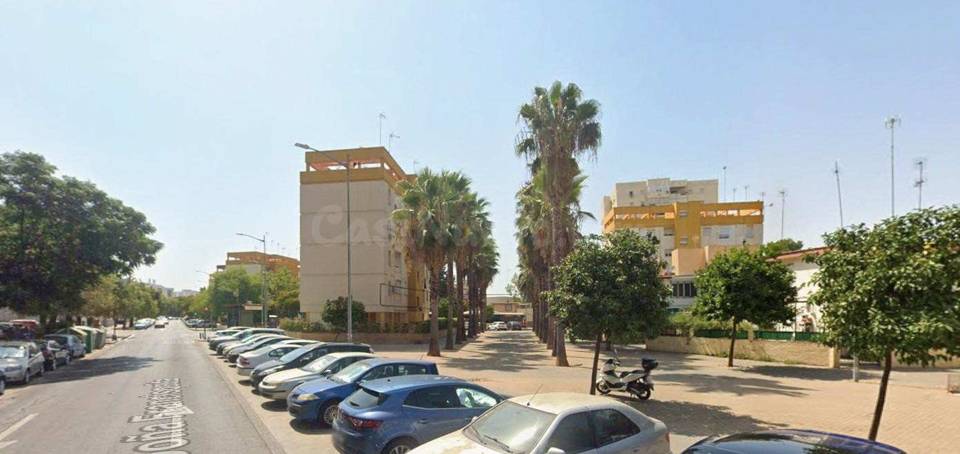 Oportunidad piso 2 hab. Sevilla centro (71m², planta 7)