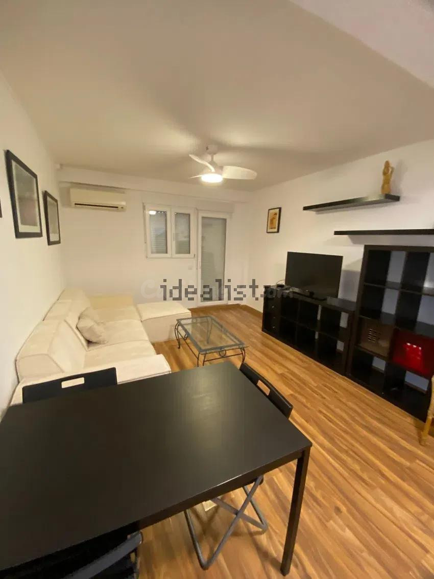Alquiler de piso en Calle Vecina Concha Ruiz, 30