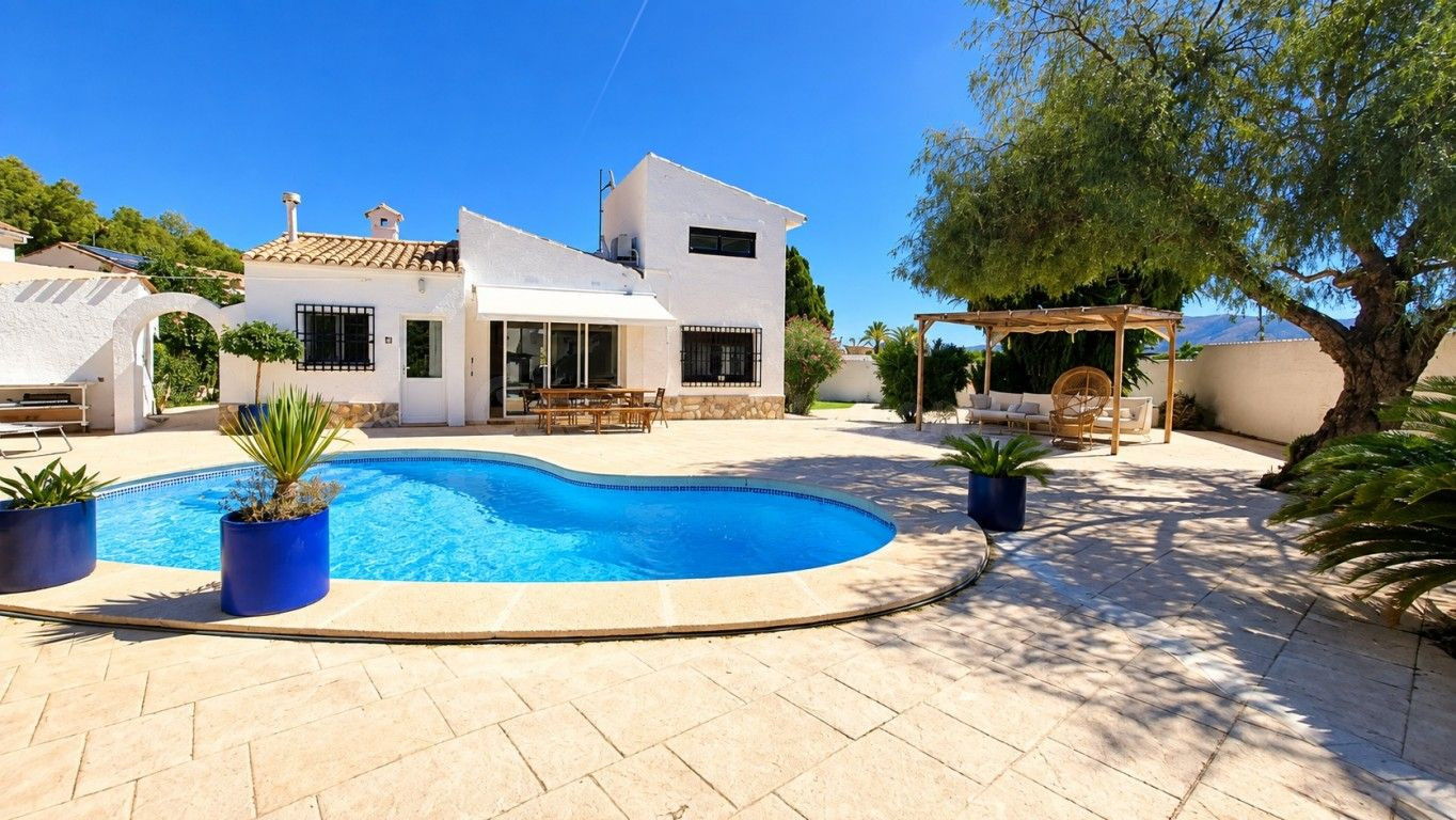 Villa 3 habitaciones 265m² en venta - Alfaz del PI Pueblo-Urbanizaciones - foto 2