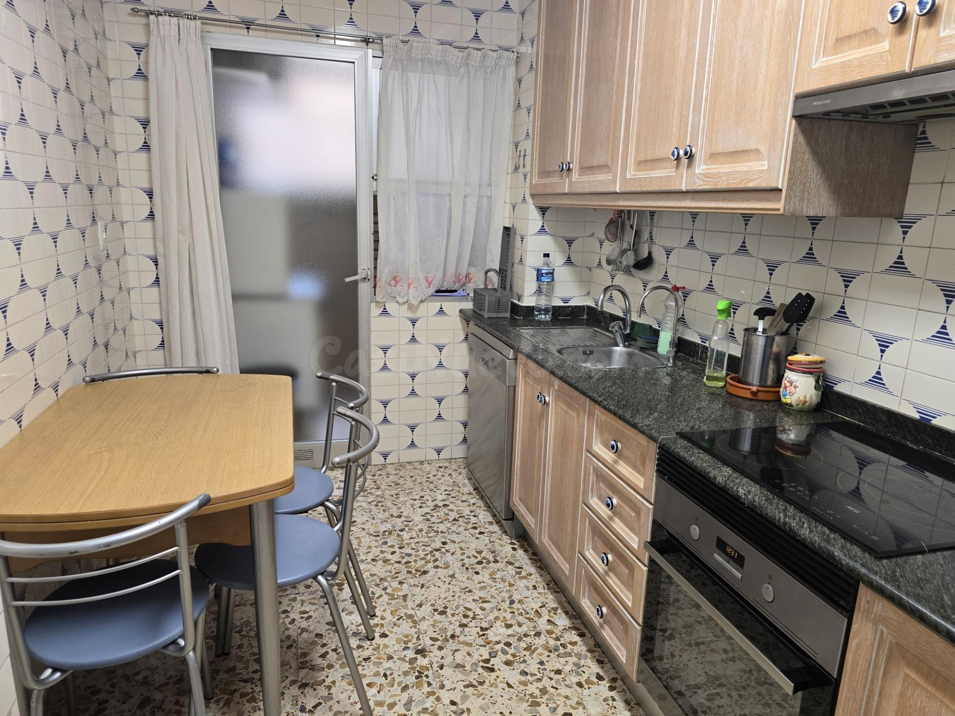 PISO EN ALQUILER - foto 2