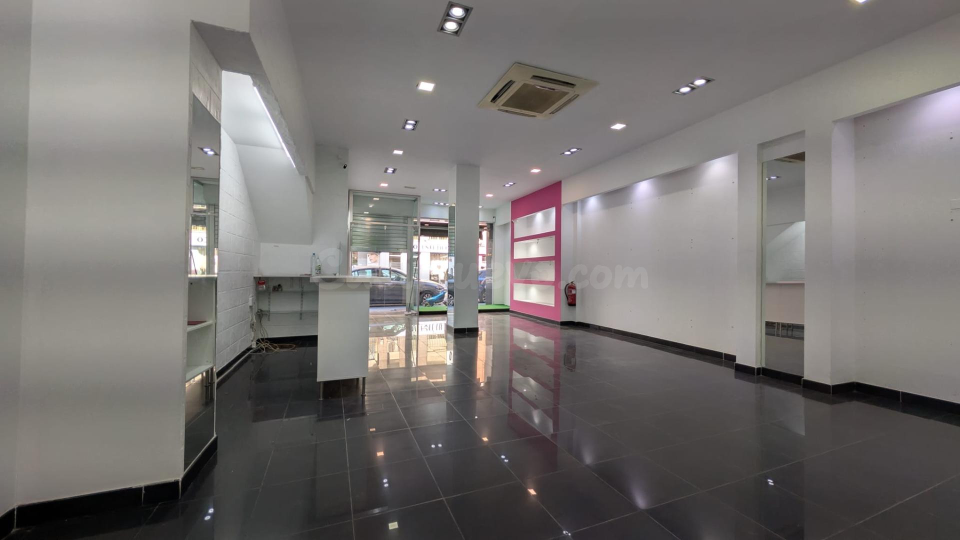 ¡GRAN LOCAL COMERCIAL EN ALQUILER, ELCHE, JUNTO A HIPERBER Y - foto 2