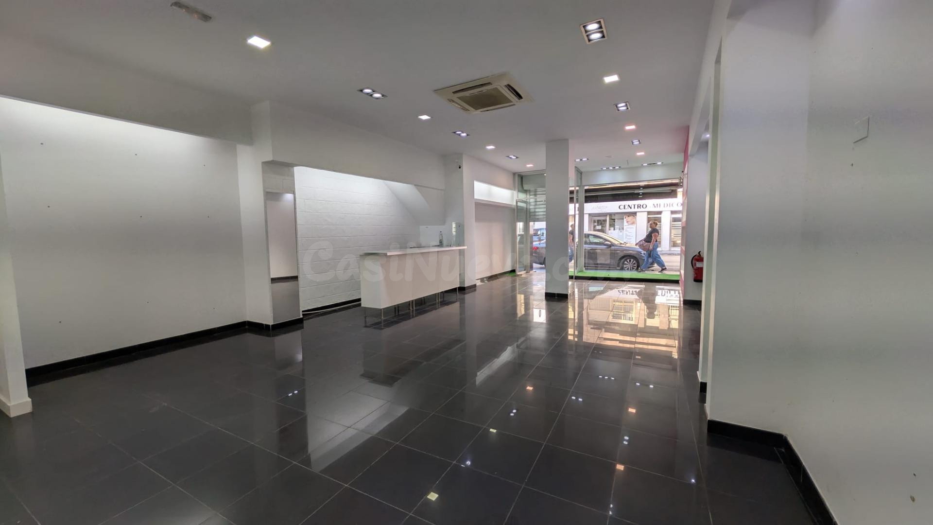 ¡GRAN LOCAL COMERCIAL EN ALQUILER, ELCHE, JUNTO A HIPERBER Y - foto 4