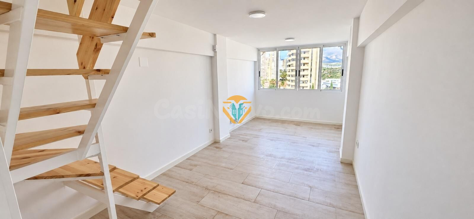 Moderno Piso Reformado en el Corazón del Rincon de Loix, Benidorm