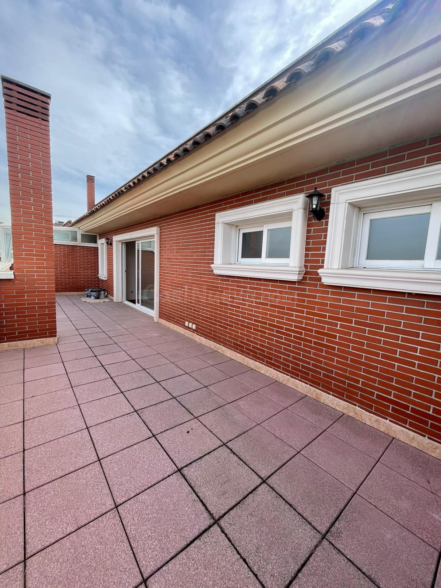 ÁTICO EXCLUSIVO CON VISTAS AL PARDO CON 4 habitaciones. - foto 2