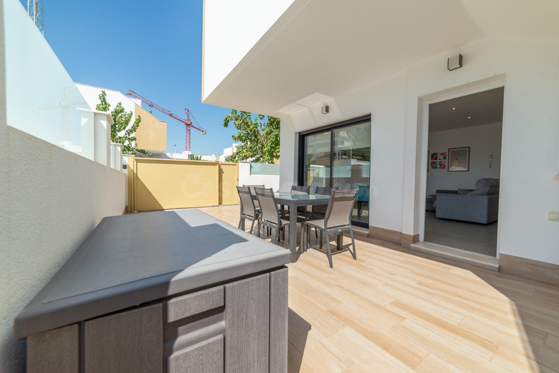 Planta baja 2 habitaciones 93m² en venta - Las esperanzas