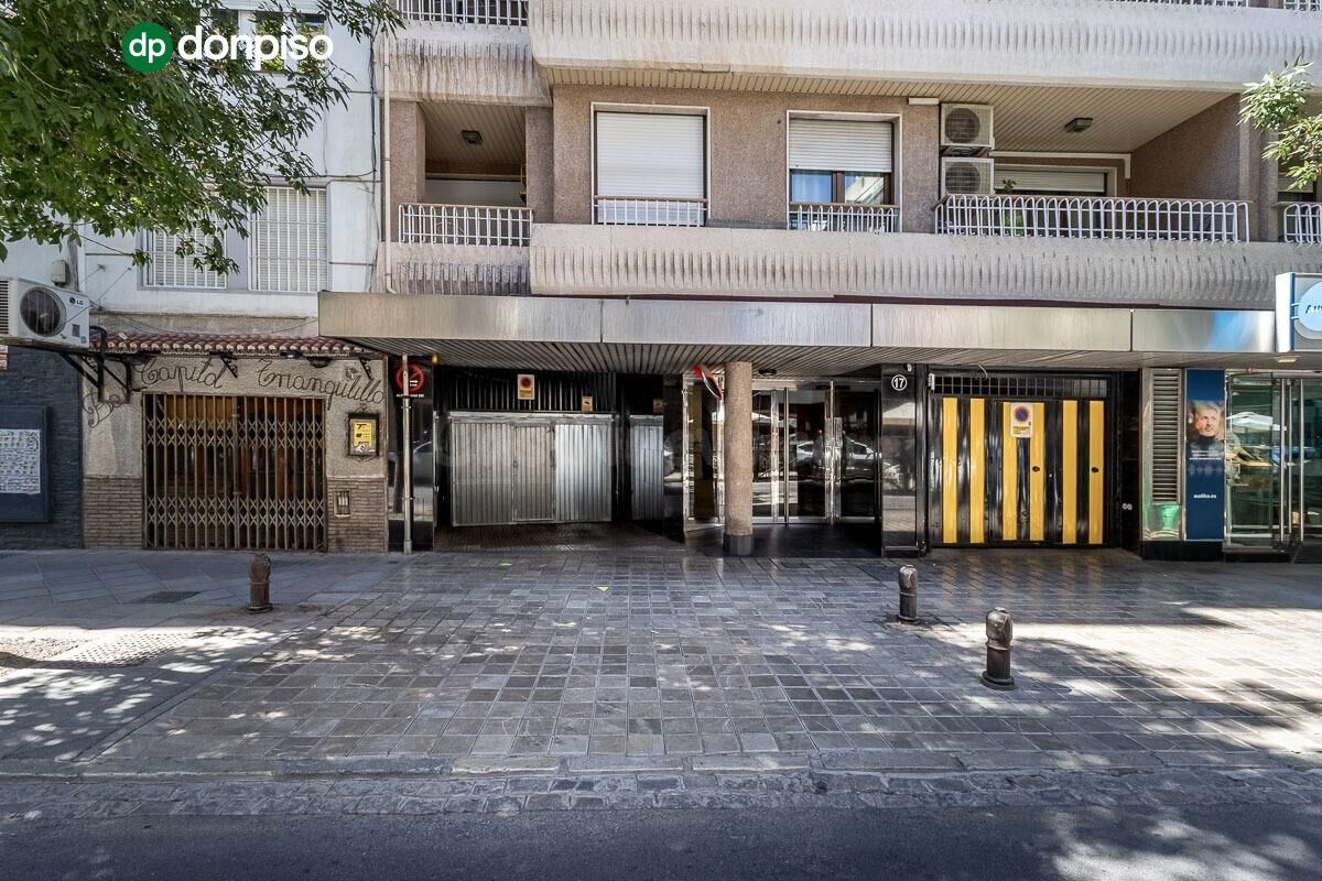 PLAZA DE GARAJE JUNTO A RECOGIDAS