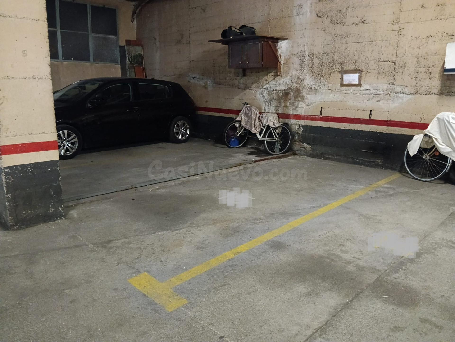 PLAZA DE PARKING PARA COCHE MEDIANO