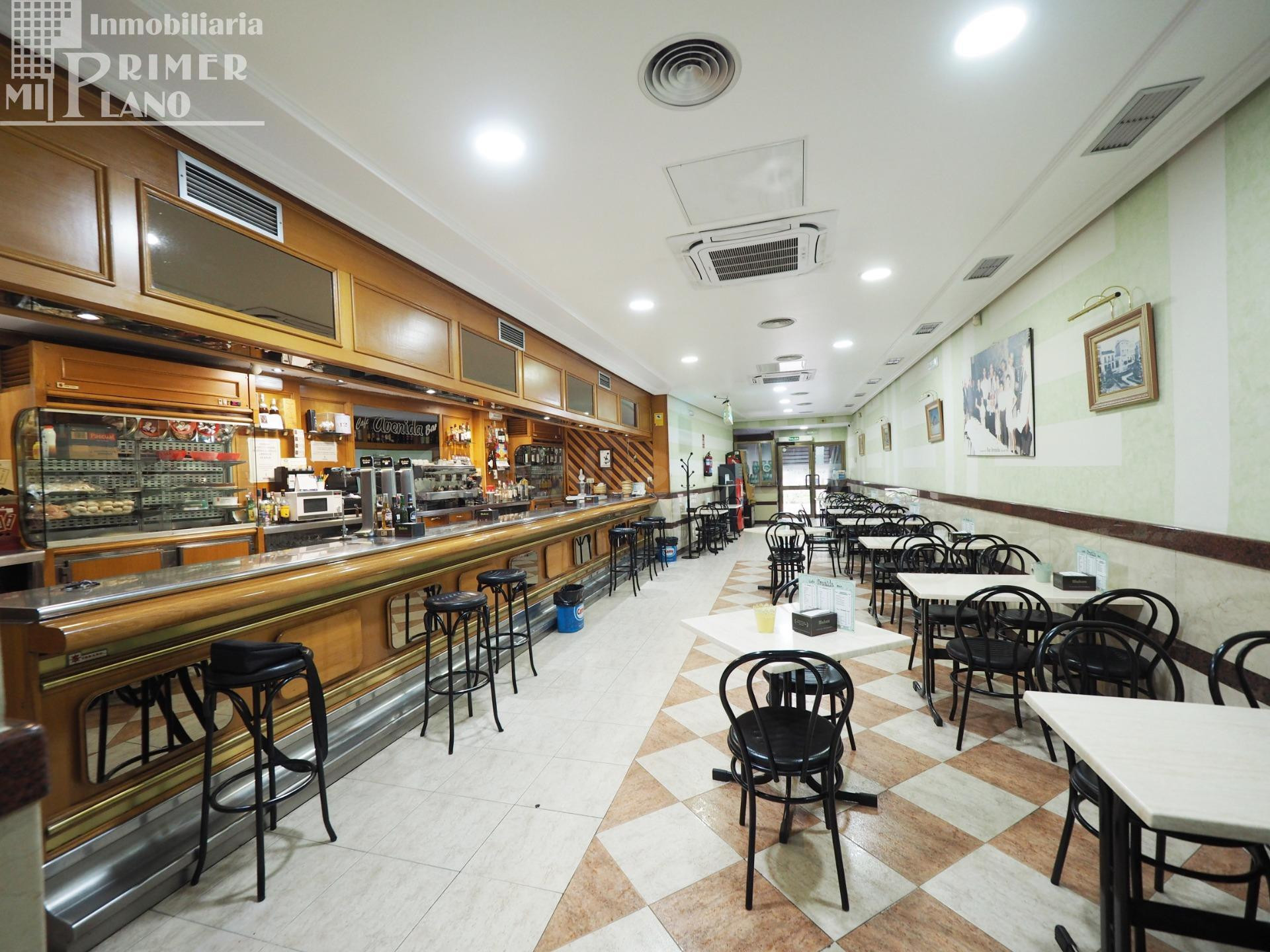 Amplio Local Comercial en Calle Don Victor Peñasco, Tomelloso - €500.000