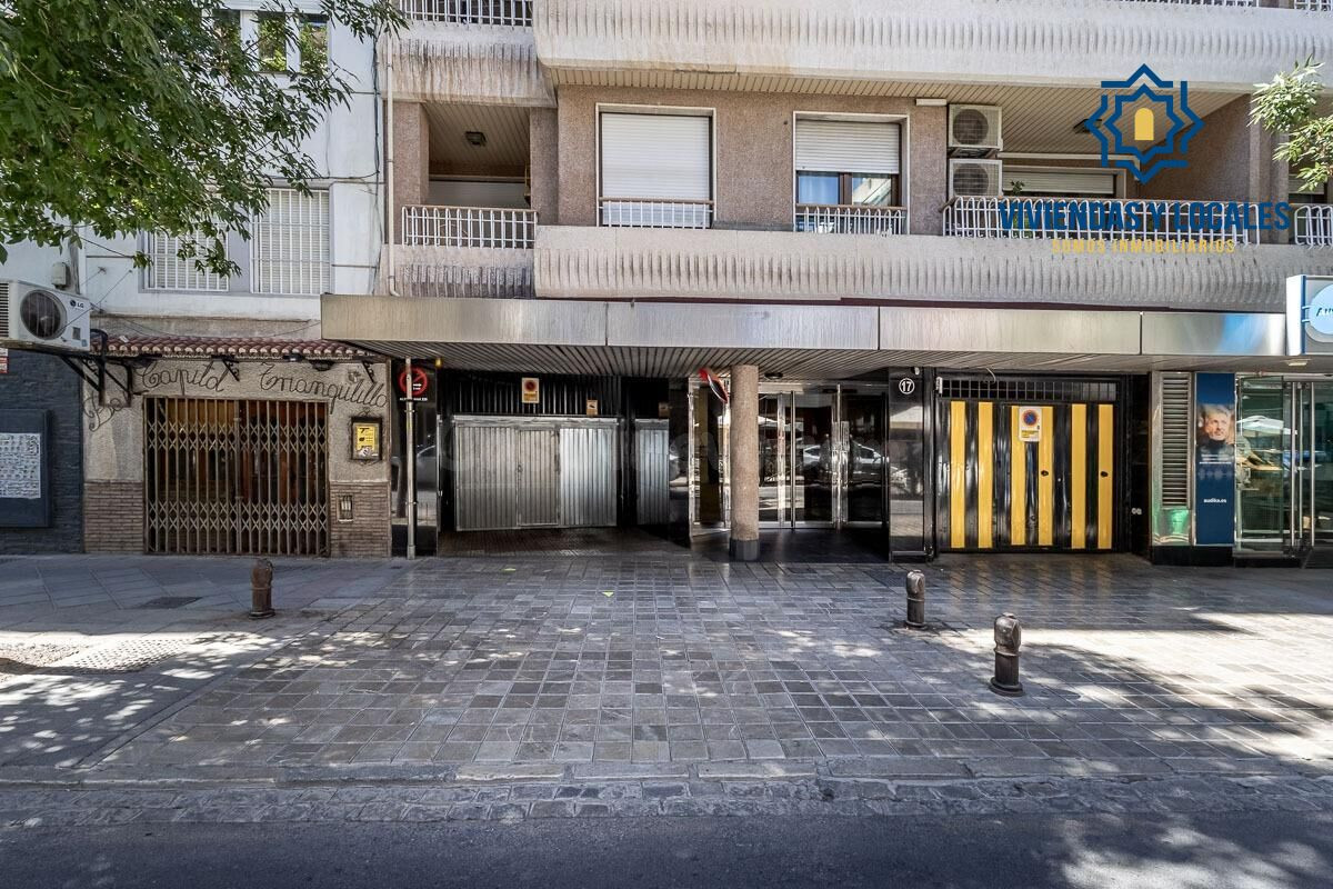 PLAZA DE GARAJE JUNTO A RECOGIDAS