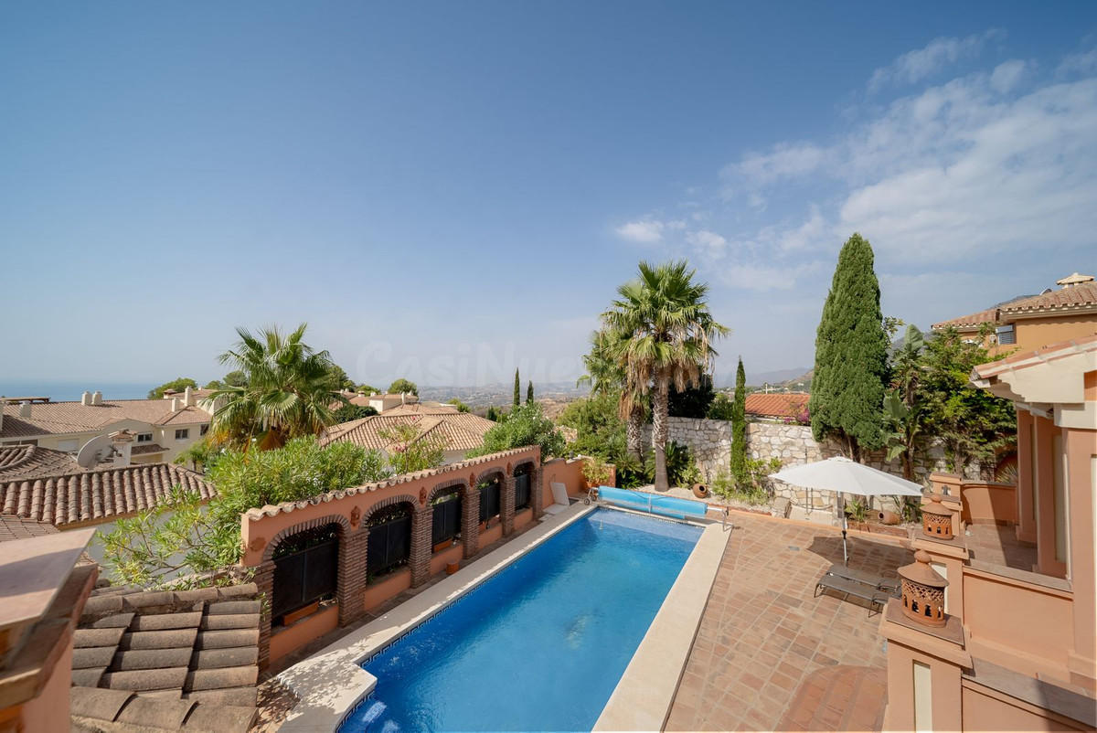 Chalet 3 habitaciones 310m² en venta - Riviera del sol