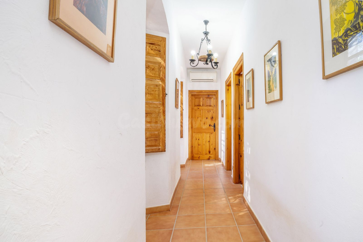 Hotel 14 habitaciones 910m² en venta - Andalucia - foto 4