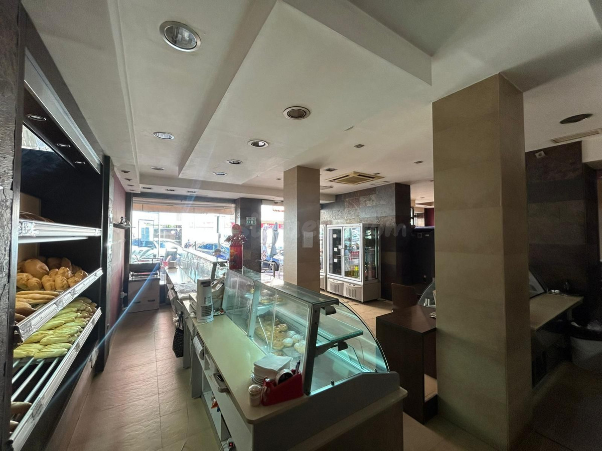 Local comercial 231m² en venta - Marbella