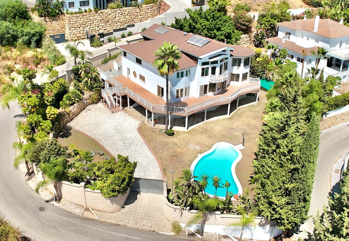 Chalet 5 habitaciones 710m² en venta - Marbella