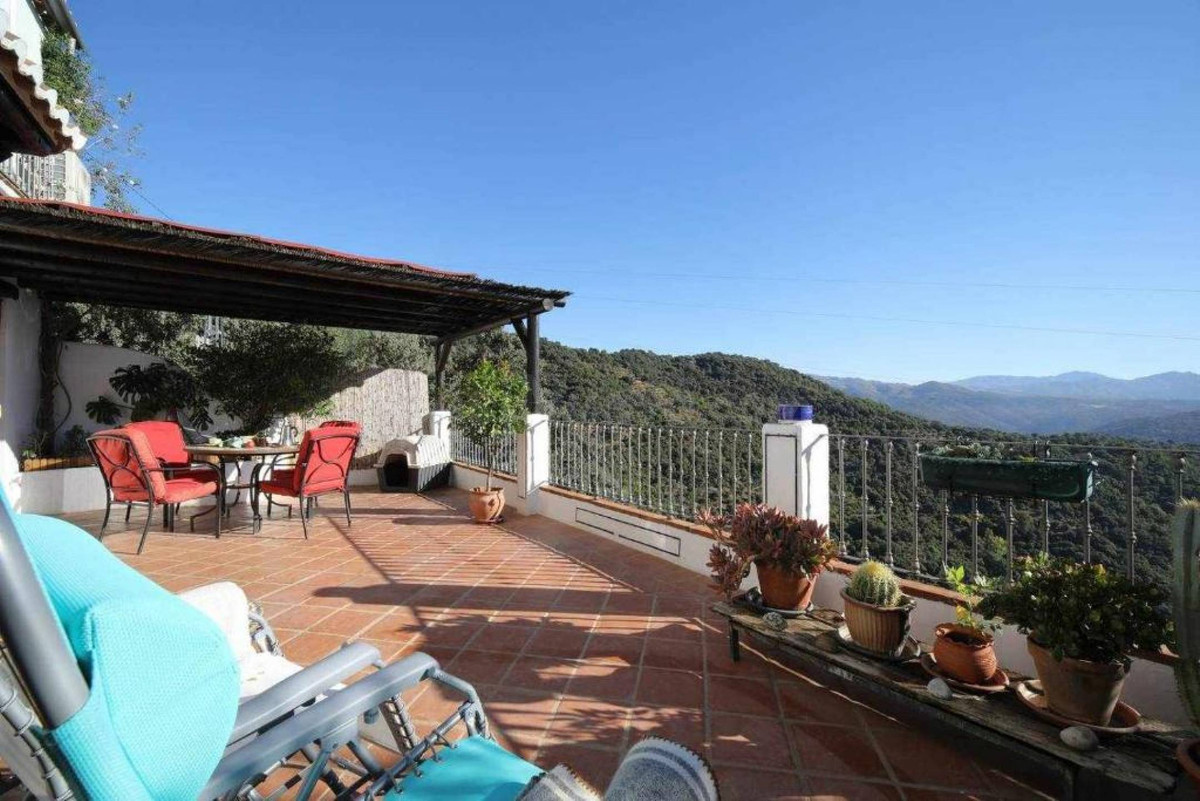 Complejo Turístico 3 habitaciones 284m² en venta - Andalucia