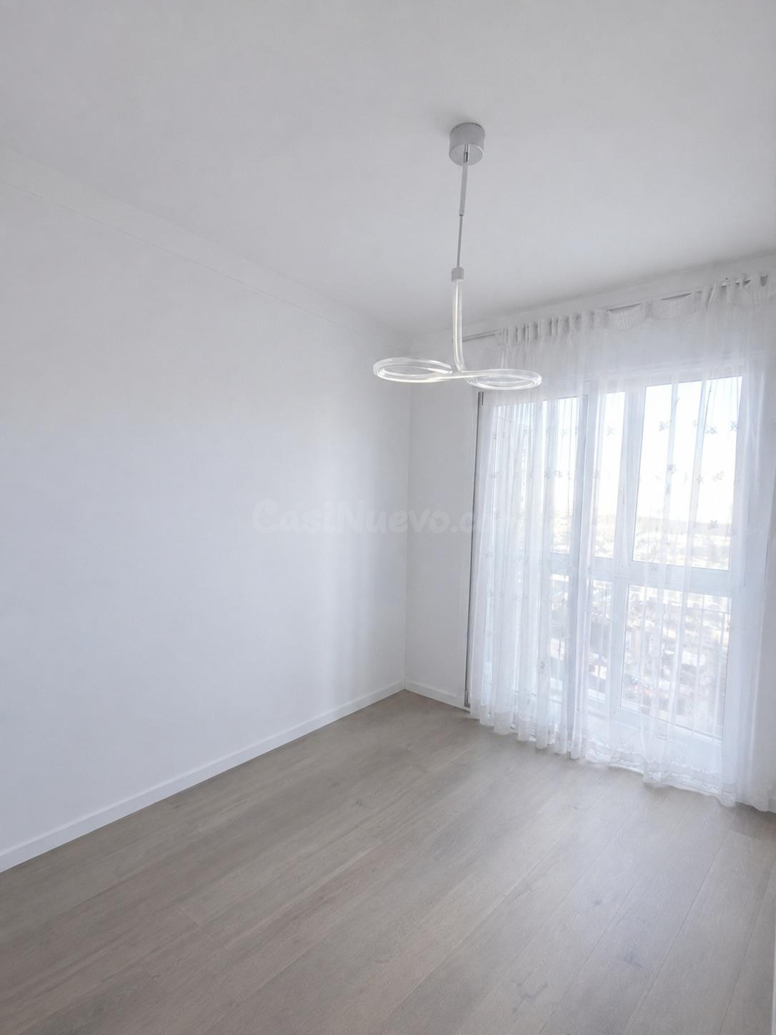 Apartamento en planta 12 con vistas al lago y montaña, 2 hab - foto 4