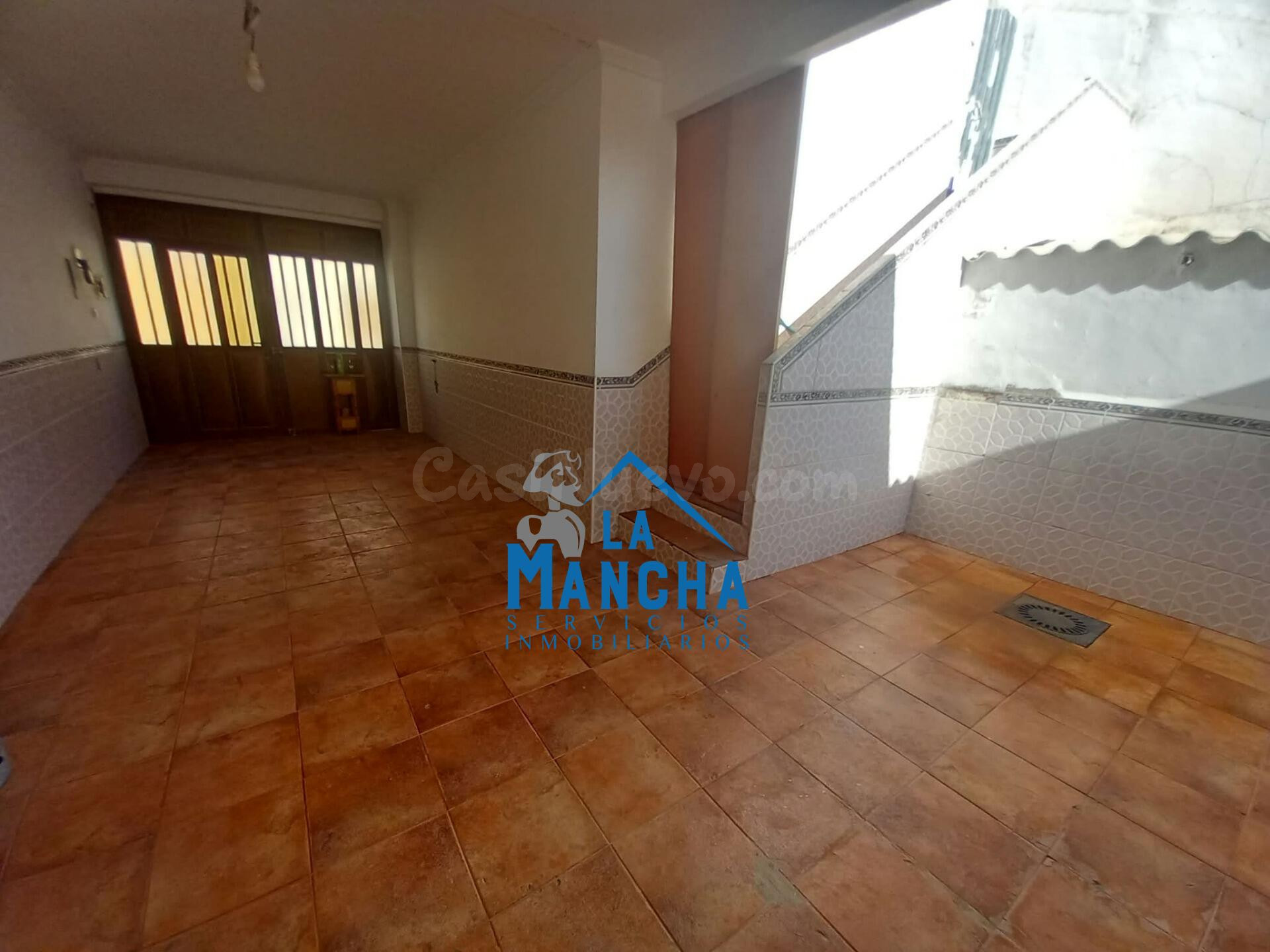 *130.000€* .INMOBILIARIA LA MANCHA VENDE CASA EN LA GINETA-A - foto 2