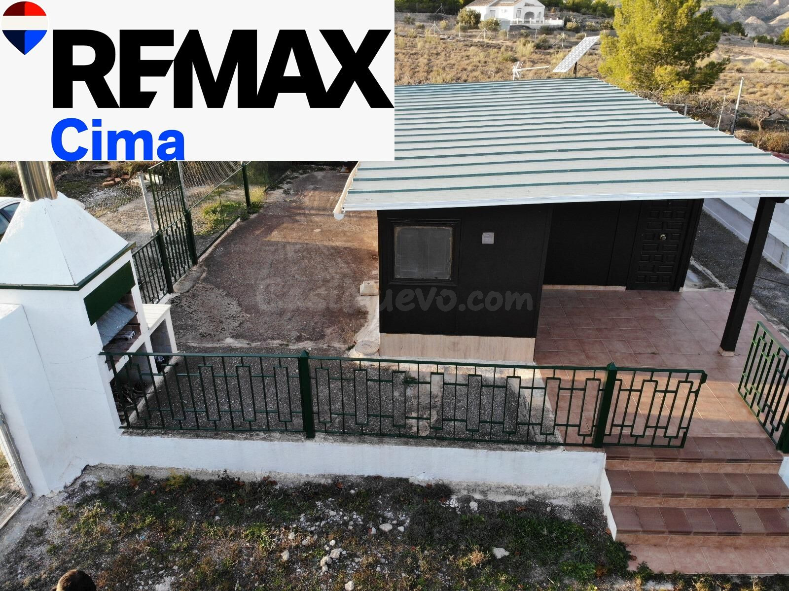 FINCA CON VIVIENDA JUNTO AL  NEGRATÍN – FREILA