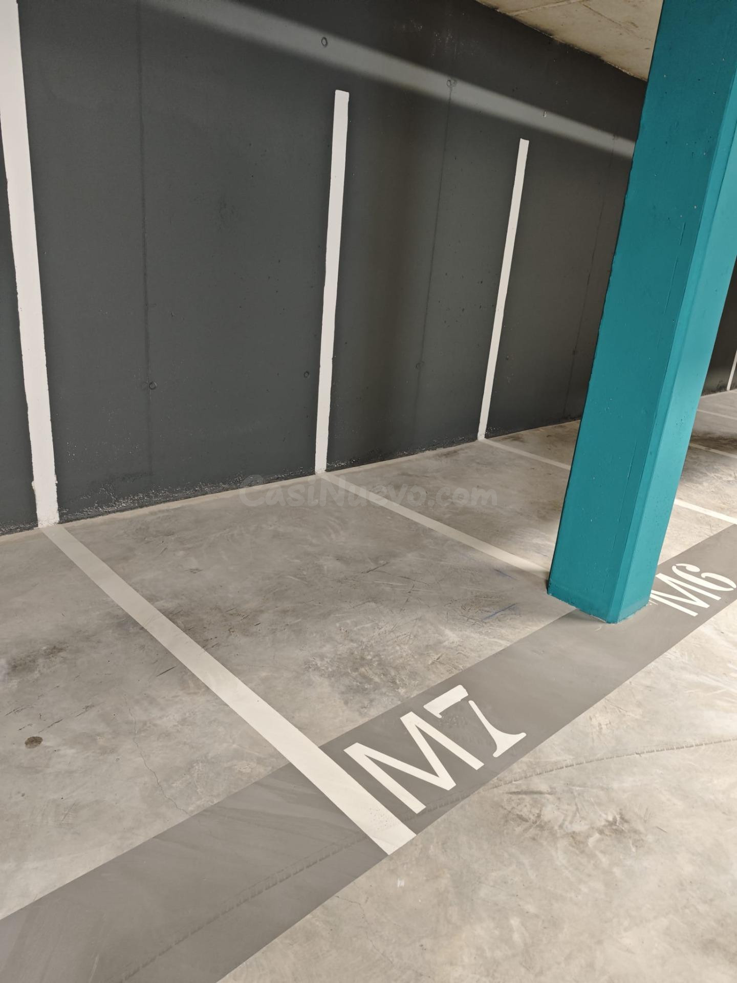 PLAZA DE PARKING MOTO ZONA CENTRO
