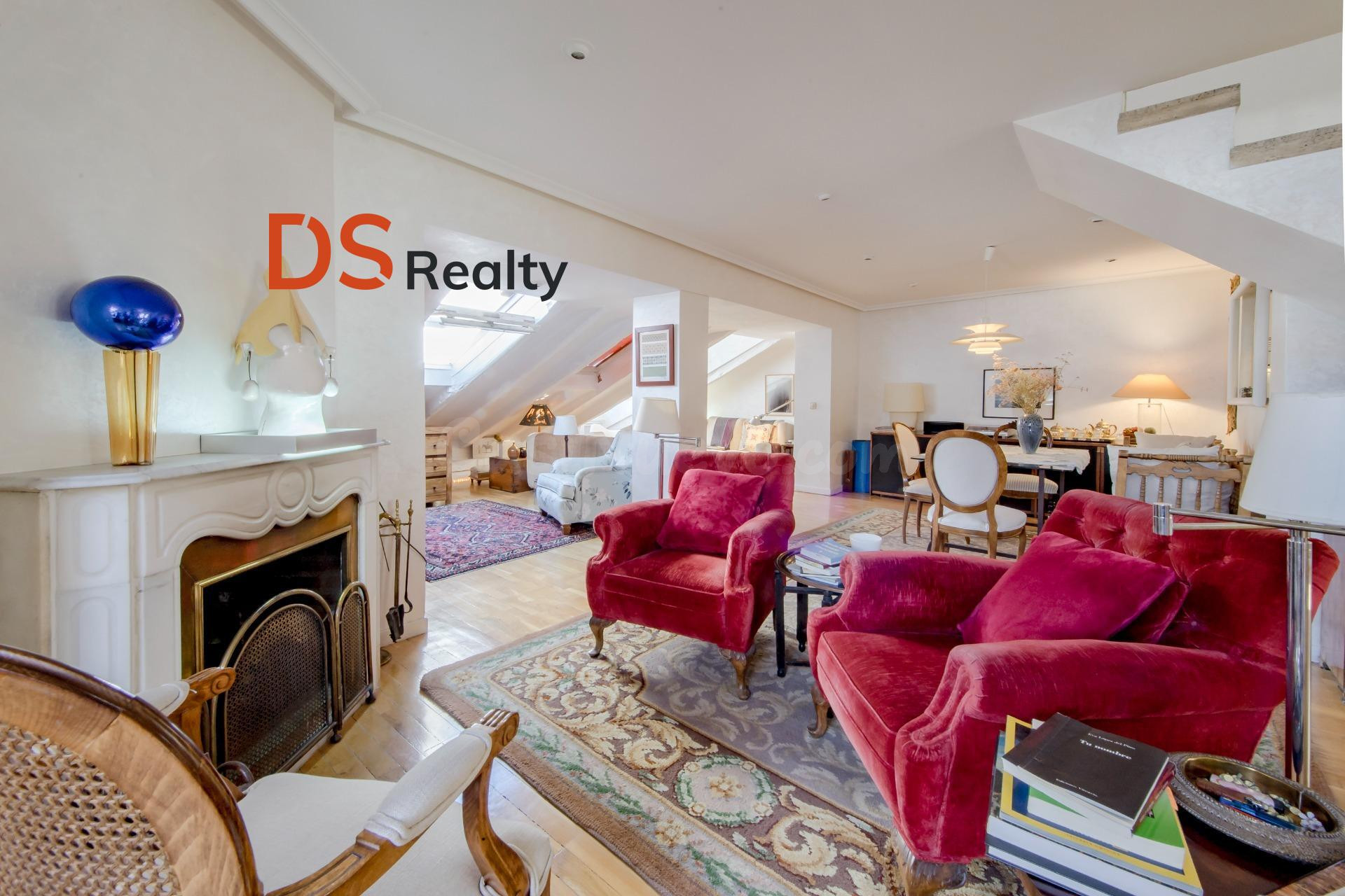 ESPECTACULAR ÁTICO DÚPLEX DE 156 M2 EN FINCA CLÁSICA | MUY L - foto 3