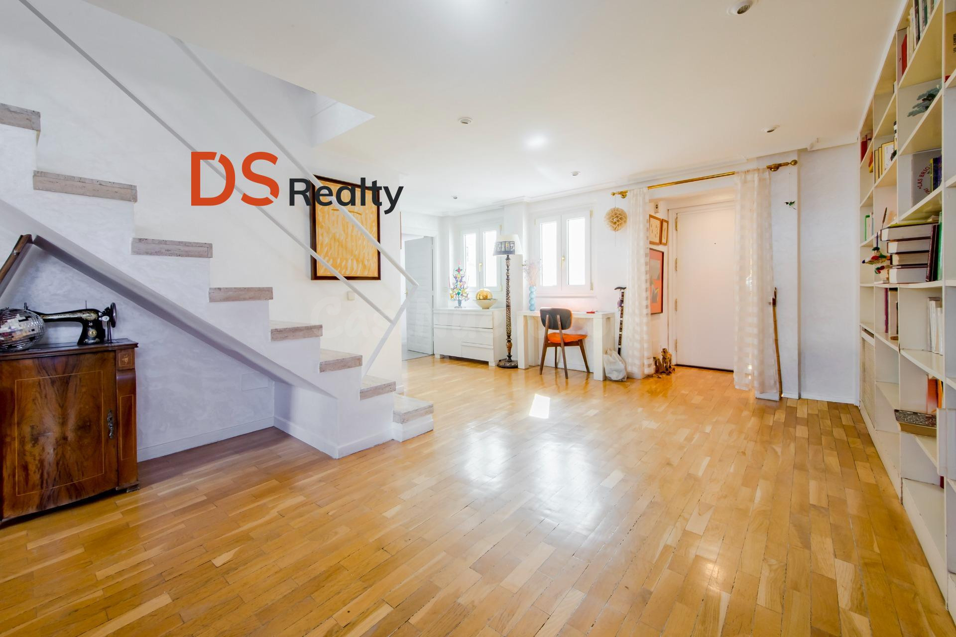 ESPECTACULAR ÁTICO DÚPLEX DE 156 M2 EN FINCA CLÁSICA | MUY L - foto 5