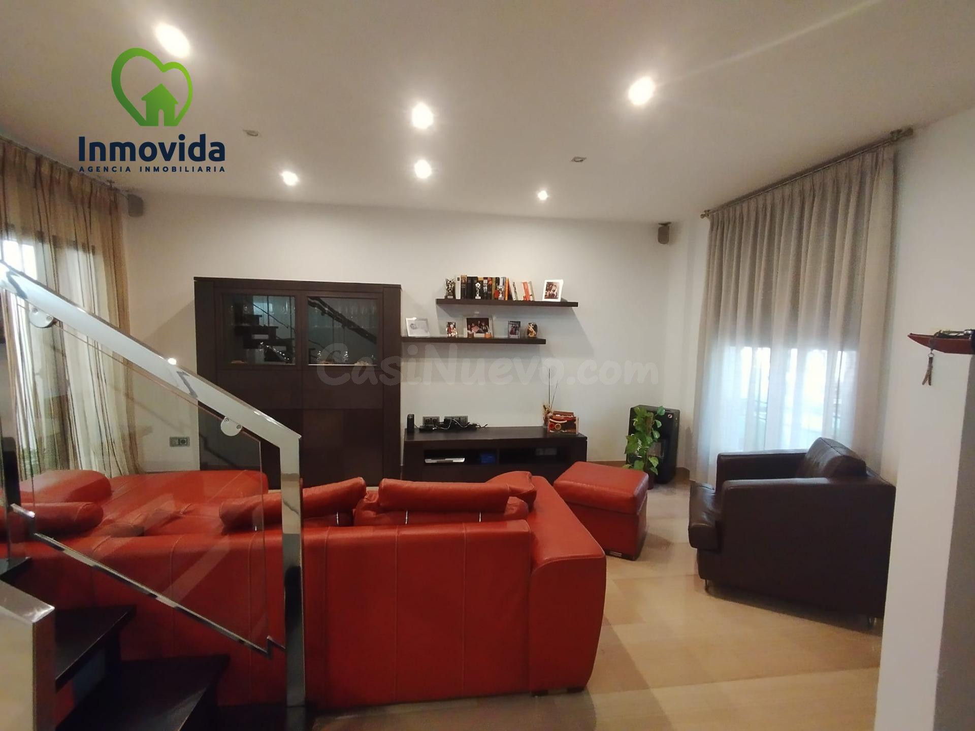 Casa Reformada con Espacios Exteriores en Córdoba - €380,000