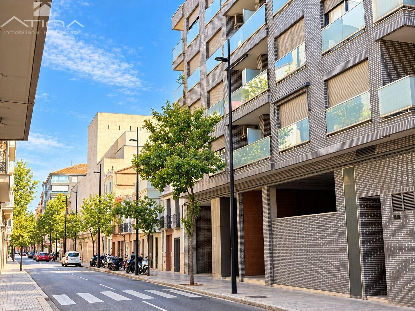 Piso con espectacular terraza de 94 m2 y garaje junto al Paseo Germanías, Gandía