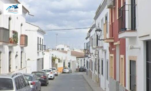 Venta de Piso en Hinojos (Huelva) - foto 2