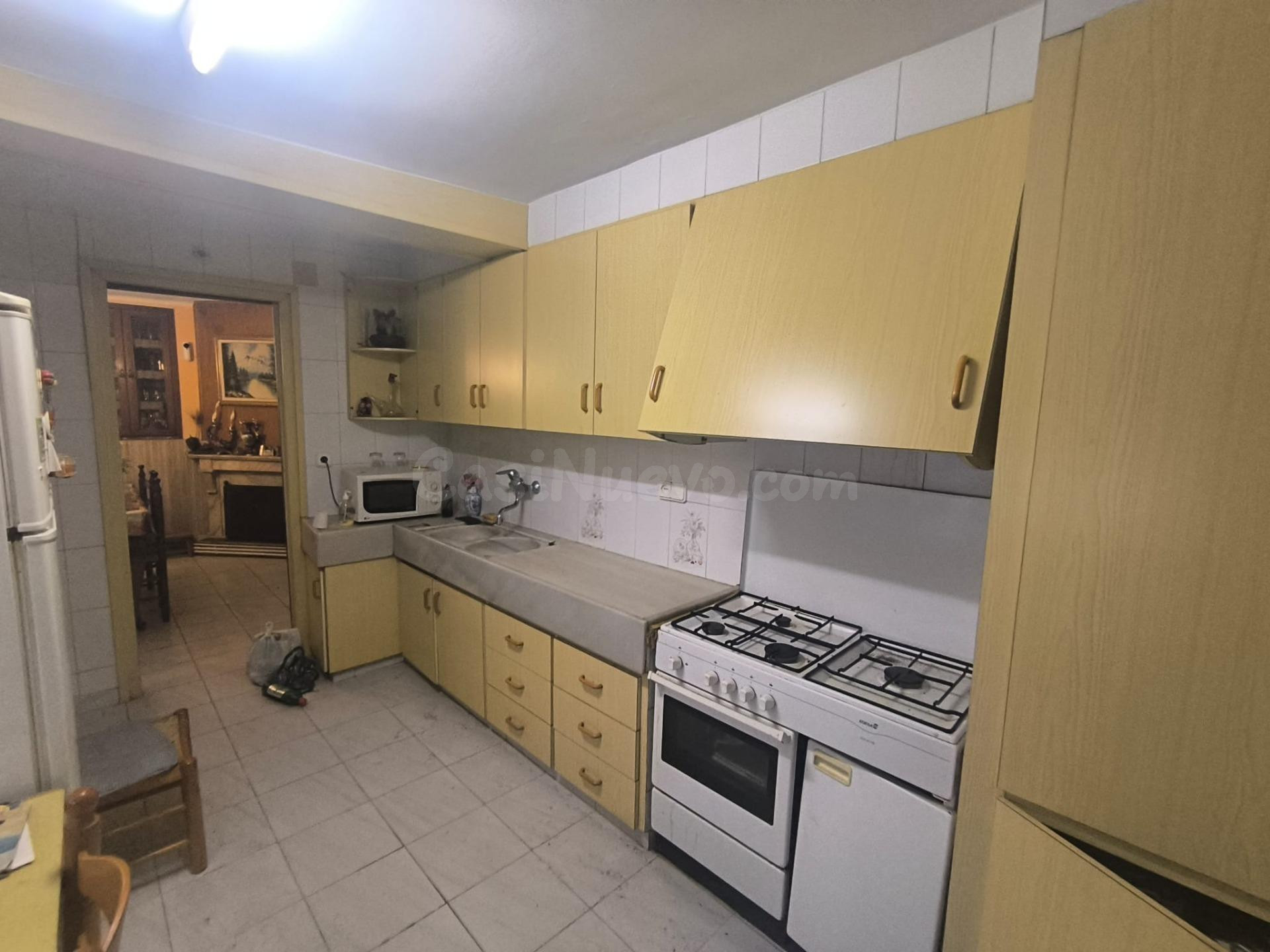 CASA ADOSADA EN VENTA CON 2 VIVIENDAS INDEPENDIENTES - foto 4