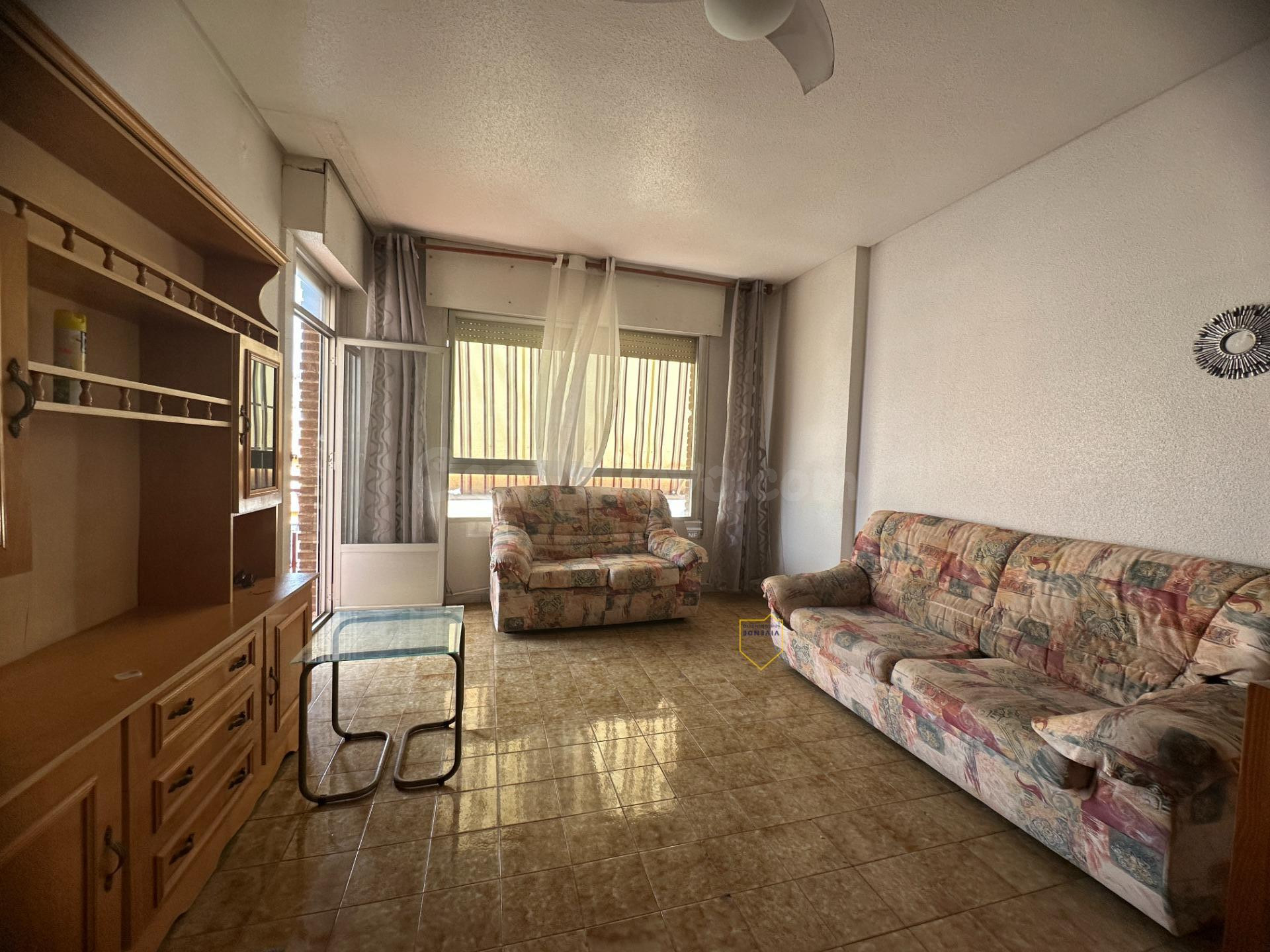 Piso de 4 dormitorios y balcón, en Puerto Lumbreras - foto 3