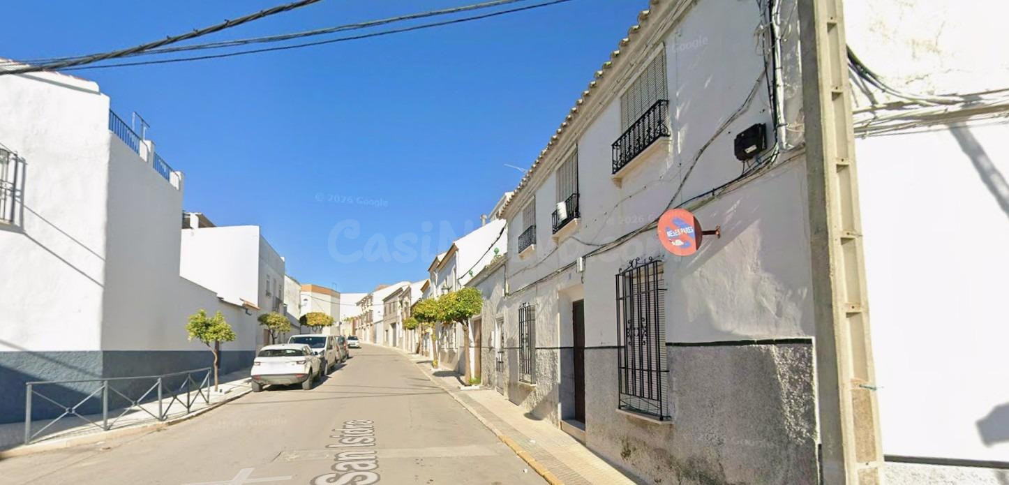 CASA EN GILENA
