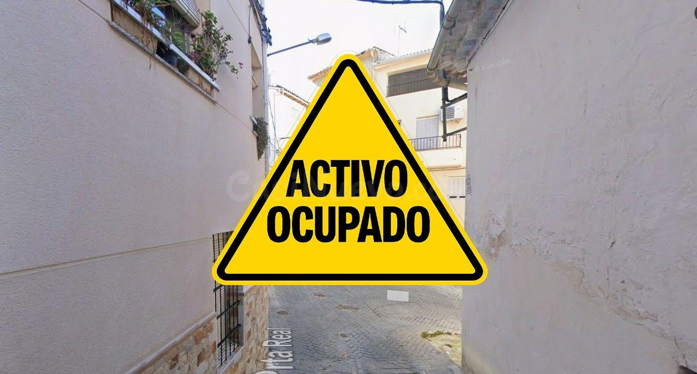 CASA EN CASTILLO DE LOCUBIN