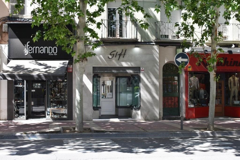 Local de 50 m2 en Av Madrid, frente al Mercado Delicias y junto Pso. Calanda