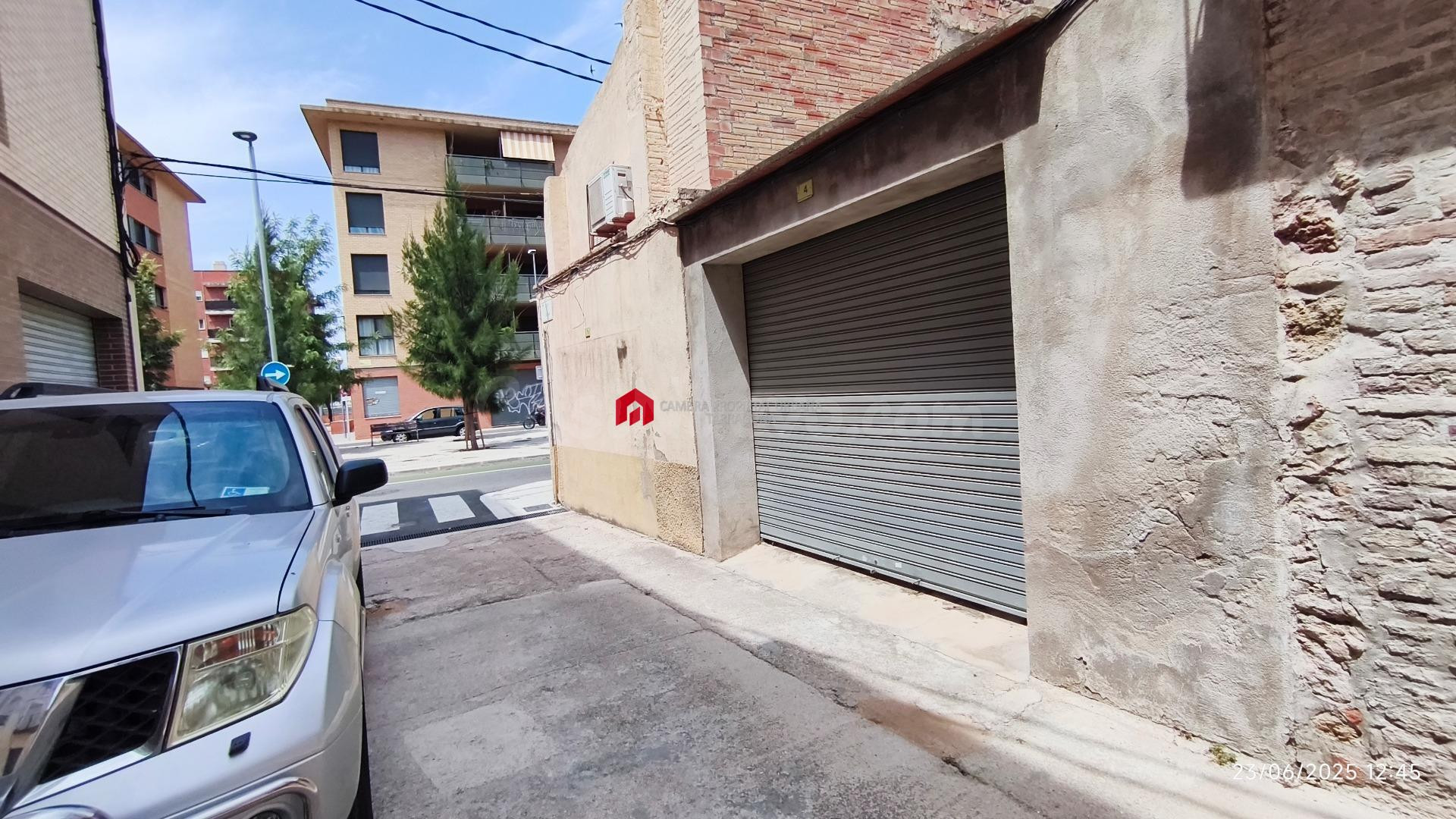 En venta solar urbano de 33 m2 en calle Girona 3 de Tortosa - foto 4