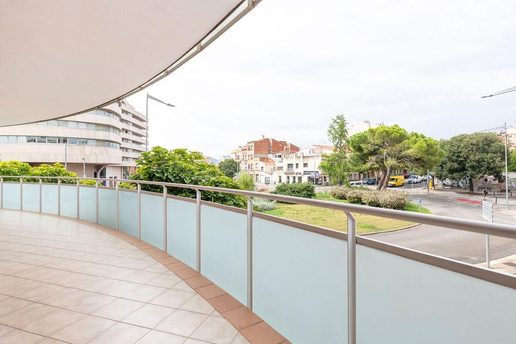 DUES TERRASSES  I UNA ZONA COMUNITÀRIA QUE HO CANVIEN TOT - foto 3