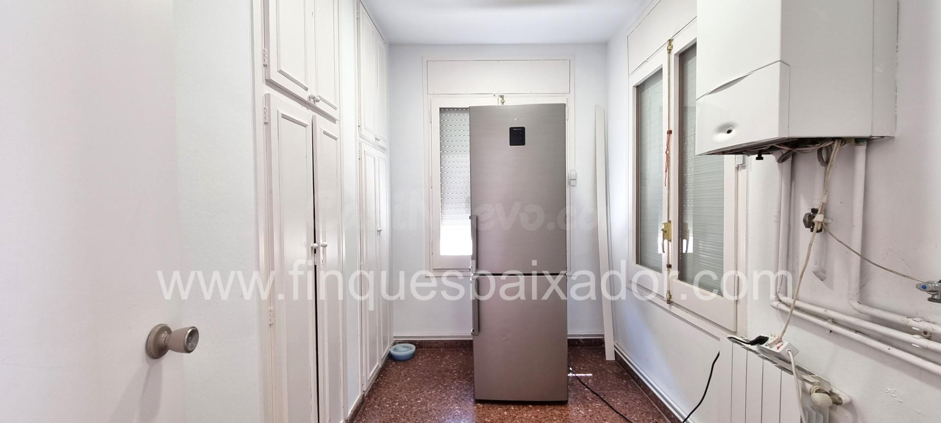 ¡FINQUES BAIXADOR PRESENTA ESTA CASA A 4 VIENTOS EN LA PLAYA - foto 5