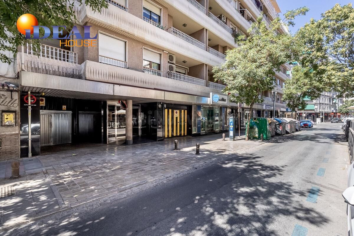 PLAZA DE GARAJE JUNTO A RECOGIDAS