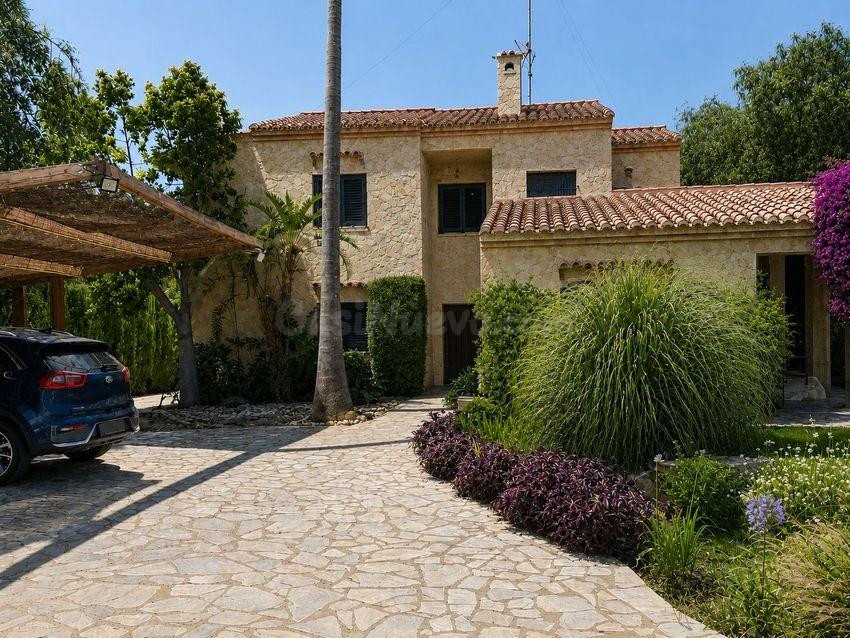 Casa 5 habitaciones 250m² en venta - Los Monasterios-Alfinac - foto 3