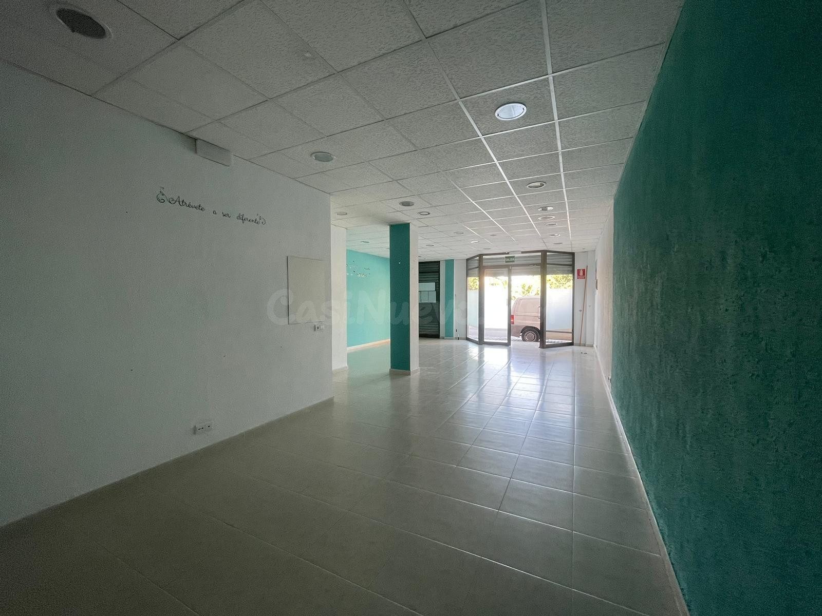 LOCAL COMERCIAL EN ALQUILER EN EXCELENTE ZONA DE LLÍRIA – ID - foto 4