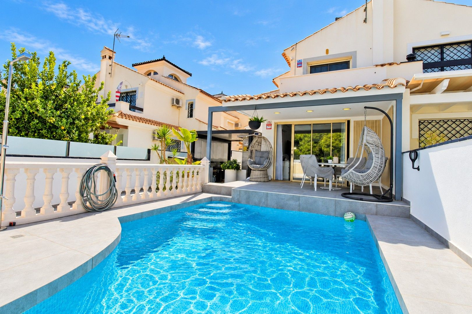 Villa 3 habitaciones 94m² en venta - Mil Palmeras