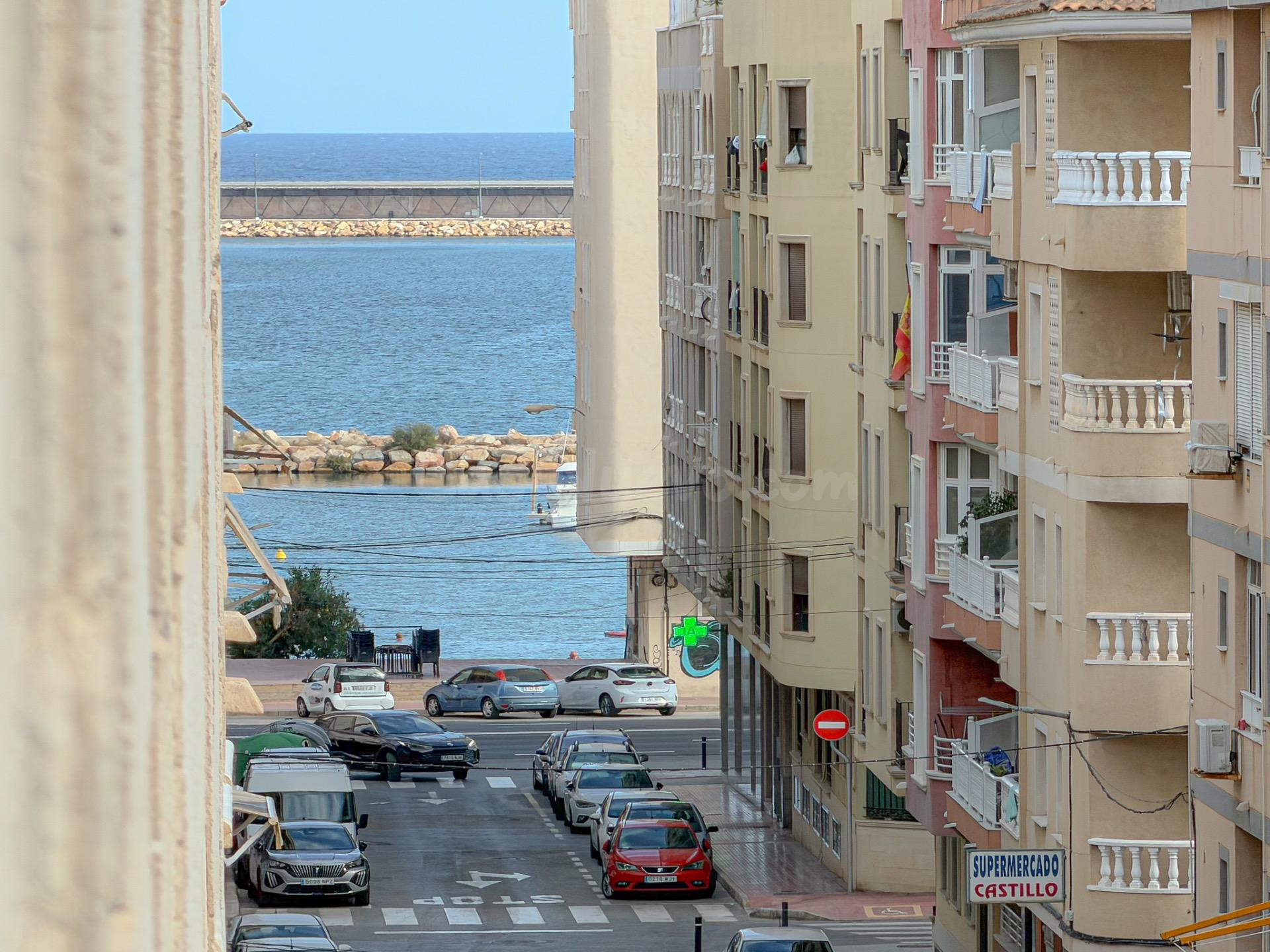 ¡Acequion! Magnifico apartamento con terraza cómoda y vistas laterales al mar + Piscina comunitaria a 220 metros de la playa
