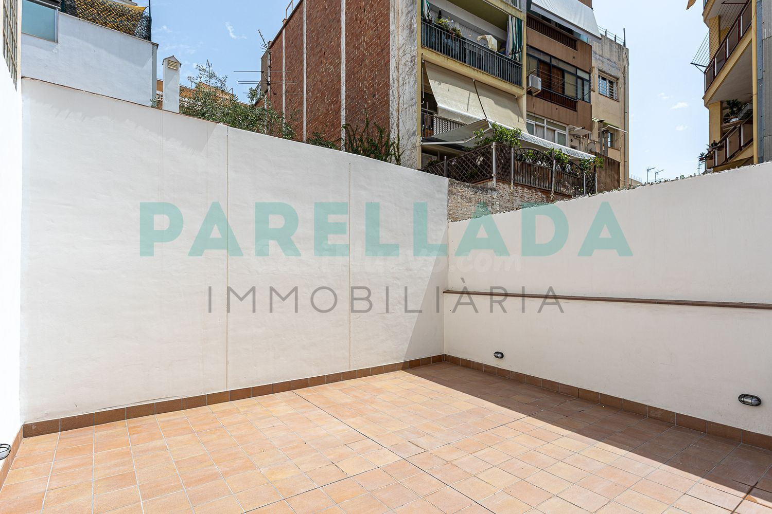 Bajos con terraza totalmente reformados