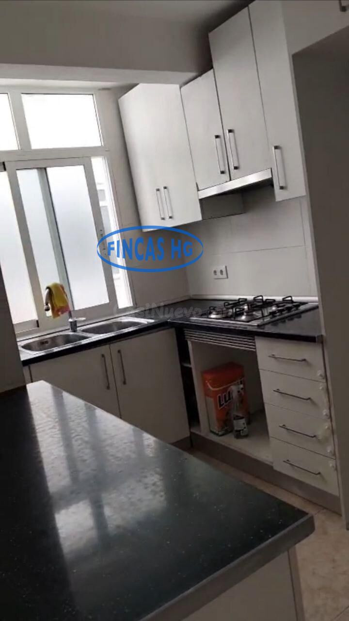 Vivienda en Carolinas bajas junto al Auditorio y a pocos minutos de la Plaza de Toros