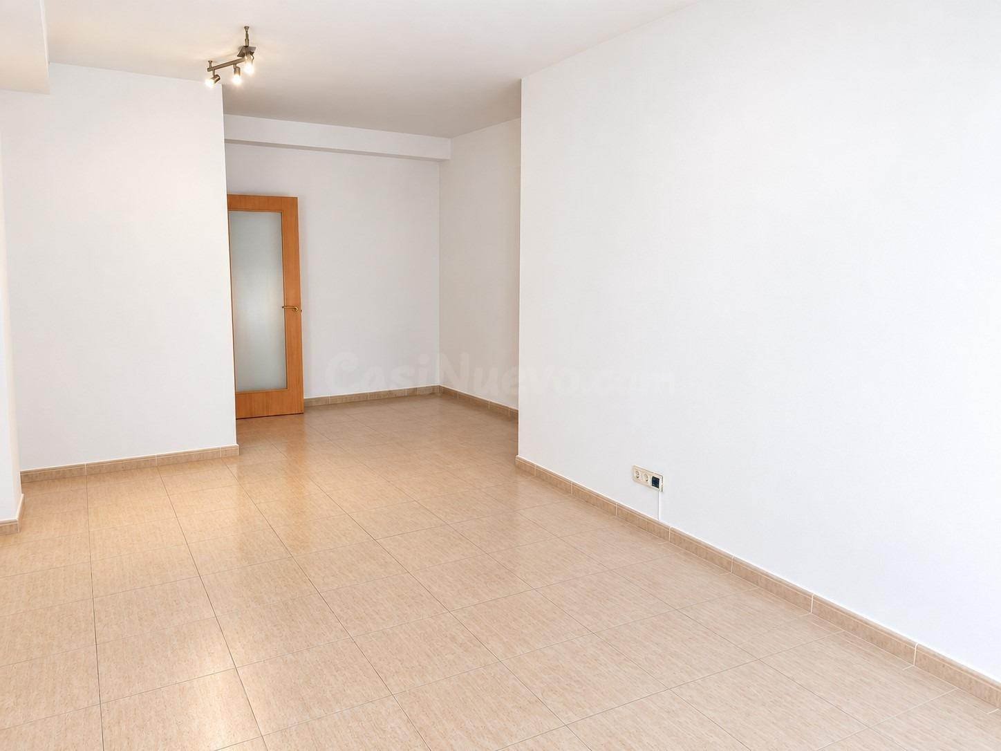 Piso en Venta en el Centro de Amposta - foto 2